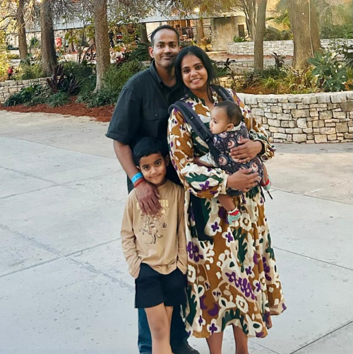 Aishwarya and Sashi, with Advaith and Vedanth